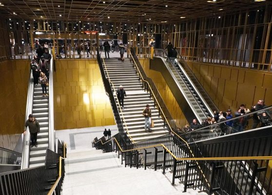 Central vertical circulation structure of the Colosseo - Fori Imperiali metro station