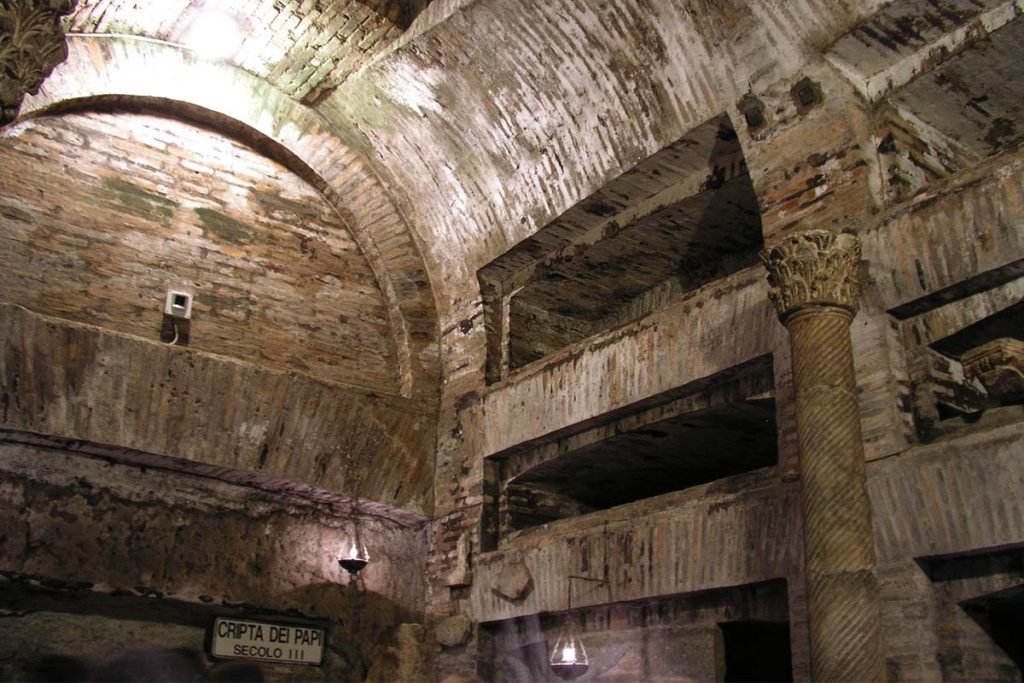 Guided tour of the Catacombs of Saint Callixtus in Rome